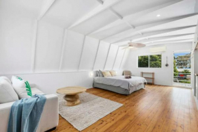Pet friendly100m to Beach and Cafe